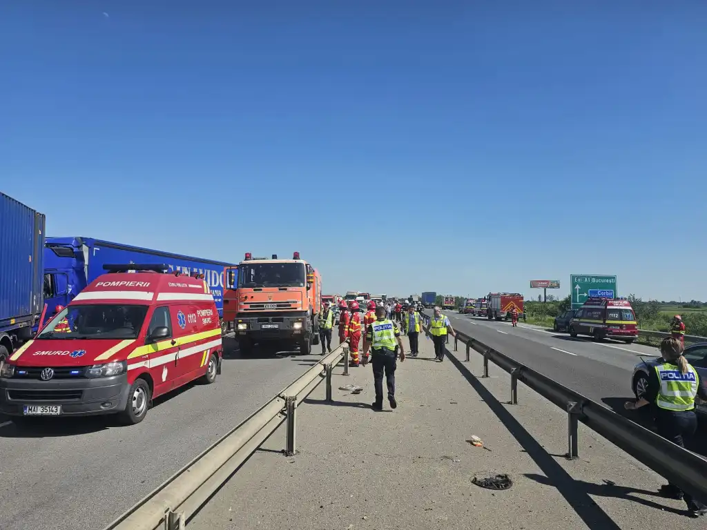 Poza pentru articolul Accident pe Autostrada A1 între Arad și Timișoara: intervenție de amploare pentru salvarea unei victime încarcerate
