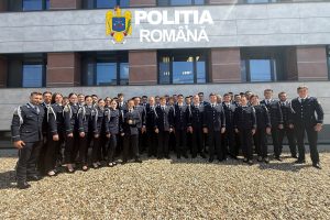 44 absolvenți poliție