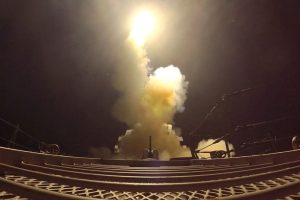 SUA au lovit timp de cinci ore Iranul înainte de reinstalarea blocadei navale