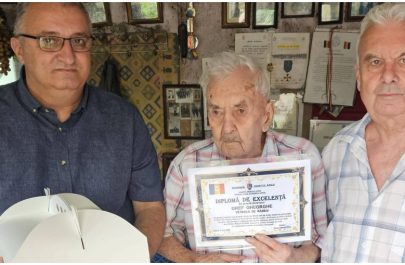Veteranul de război Gheorghe Greff a împlinit 104 ani poza2