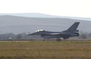 avion F 16