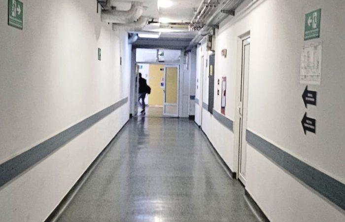 Grevă generală în toate spitalele de stat din Arad, de marți. Aproximativ 100 de angajați vor intra zilnic în grevă, iar contractele lor de muncă vor fi suspendate