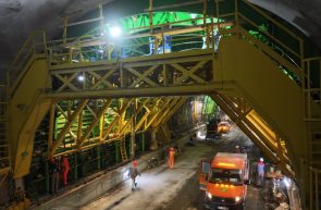 tunel margina holdea 90 procente