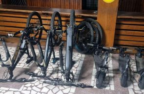 Biciclete și trotinete electrice susceptibile a fi furate, descoperite la Frontiera Nădlac