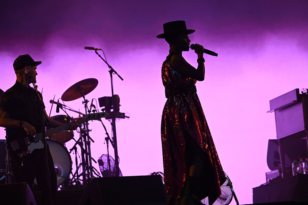 Morcheeba Sziget Iulia Notaros