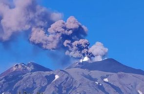 Norul de cenușă de la Etna a blocat zborurile în Malta