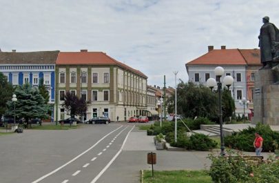 Piața Avram Iancu Arad foto Google Street View 2024