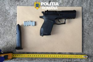 armă percheziții