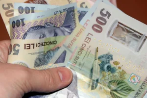 bani bancnotă 500 lei
