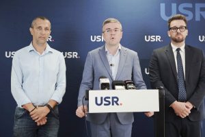 Ministrul Economiei Arad directori