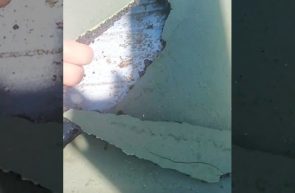 podul hobanat tartant trotiarul mâna