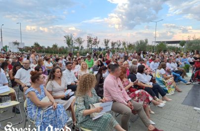 vals vienez Landisa Plant (15)