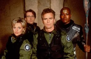 Campanie globala pentru salvarea serialului Stargate anulat de Amazon