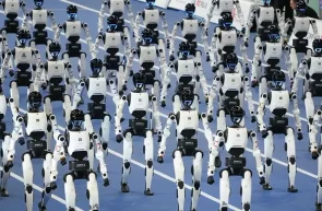 China pregateste roboti umanoizi pentru razboi. tehnologia intra in faza militara