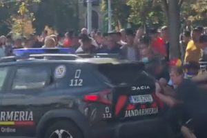 Violențe la protestul fermierilor din Piața Victoriei