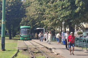 bilete 1 leu pe zi Arad tramvaie autobuze