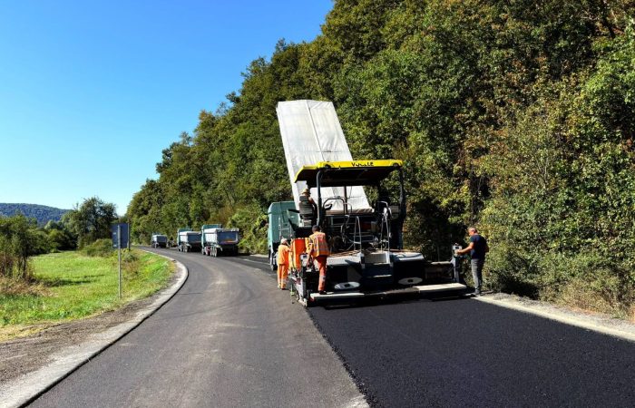 DN 7, în șantier până la final de septembrie. Drumarii lucrează pe două sectoare din județul Arad