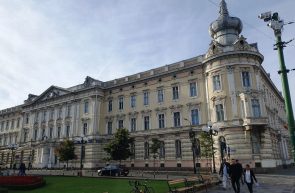 UAV studenți comunicare oficială