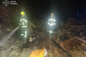 4 morți și 78 de răniți într-o singură zi, după atacurile ruseşti cu drone și rachete. Kievul, lovit din nou
