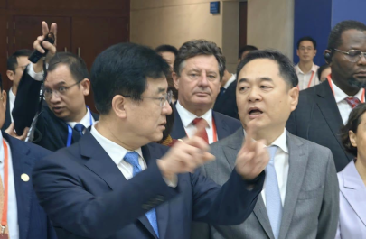 chinezii cu armata de teracotă la Curtici și la Pecica