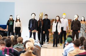 Peste 80 de liceeni au participat la prima ediție a Festivalului de teatru Performart (6)