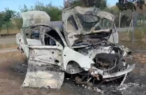 Sofronea masina incendiata