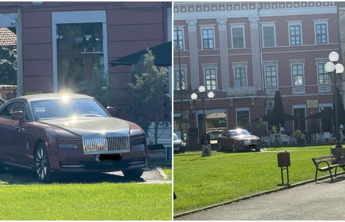Când bunul-simț nu are loc de parcare în Arad, dar un Rolls-Royce Spectre își găsește loc direct în parc